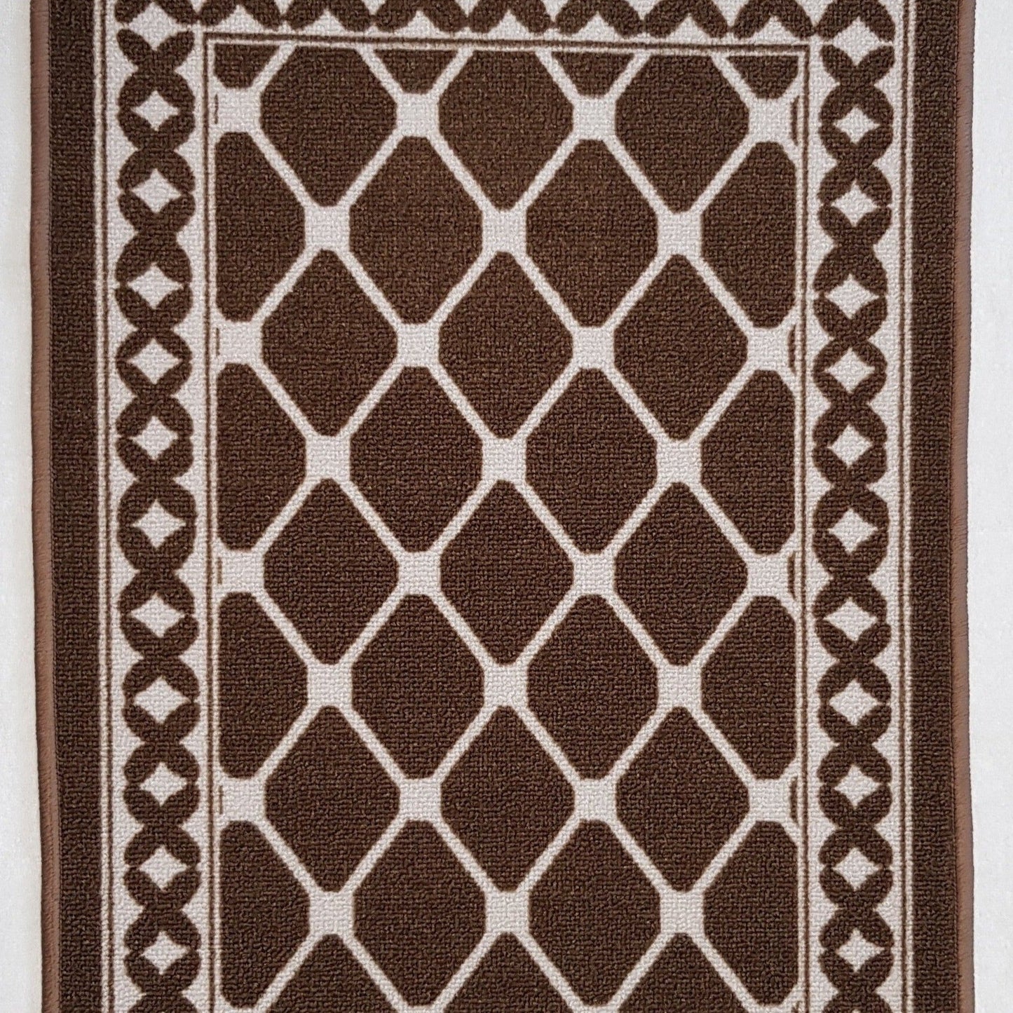 DM40 Ozzie Hall Runner Brown