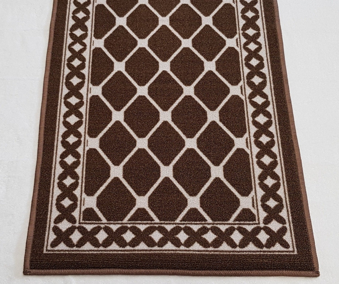 DM40 Ozzie Hall Runner Brown