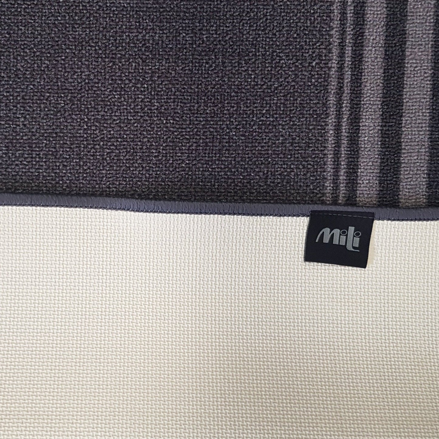 DM60 Ozzie Hall Runner Grey