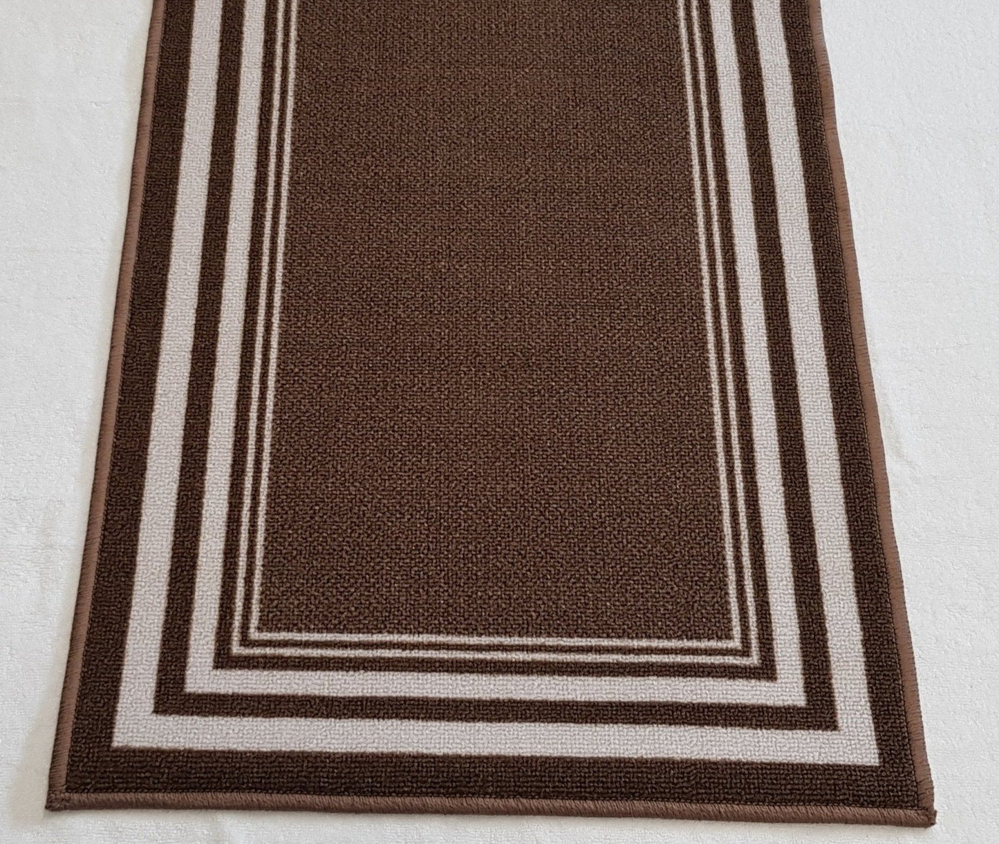 DM60 Ozzie Hall Runner Brown