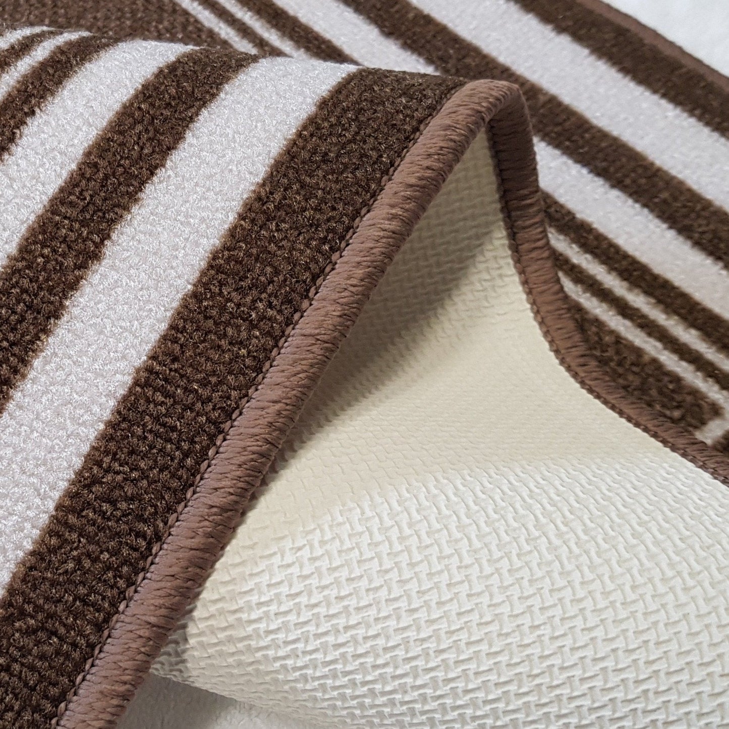 DM60 Ozzie Hall Runner Brown