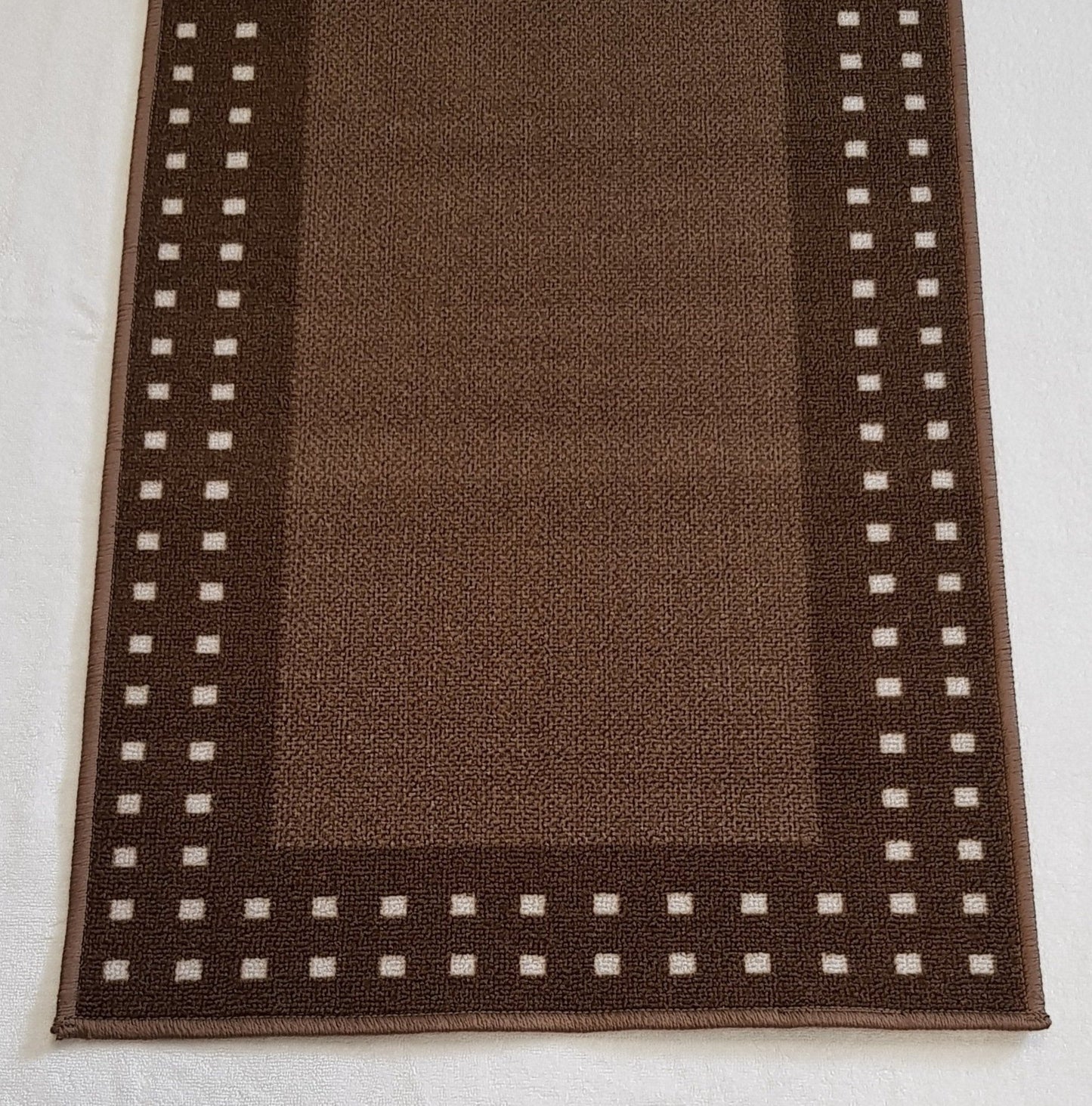 DM70 Ozzie Hall Runner Brown