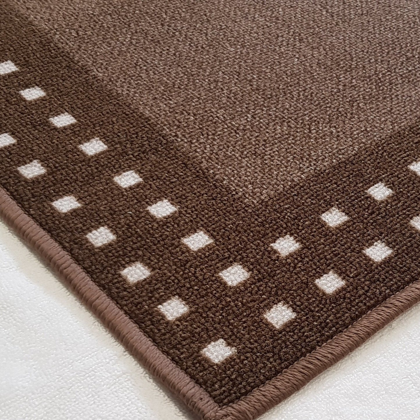 DM70 Ozzie Hall Runner Brown