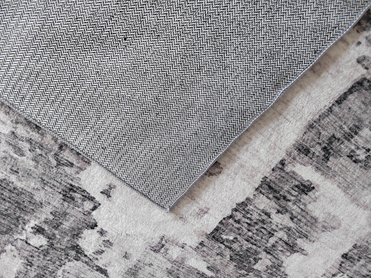 Echo 200 Grey Washable Rug
